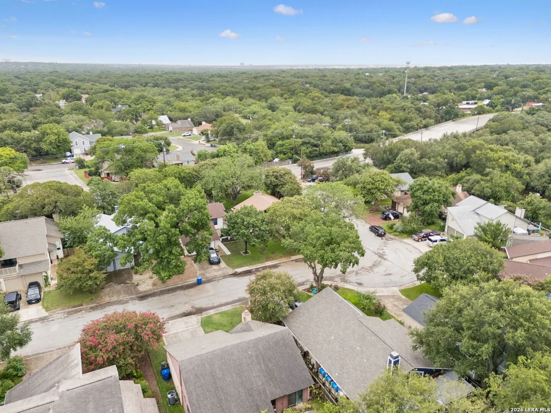 Photo of 14902 Oak Summit