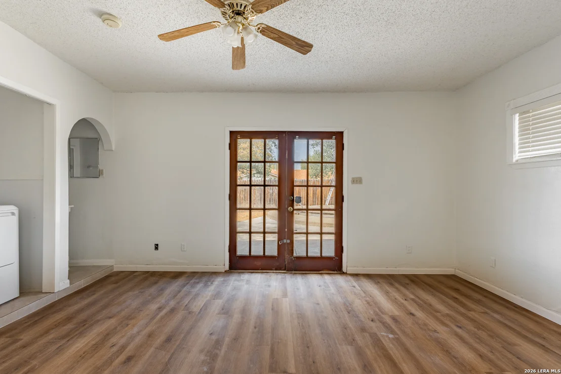 Photo of 2347 Edna Dr