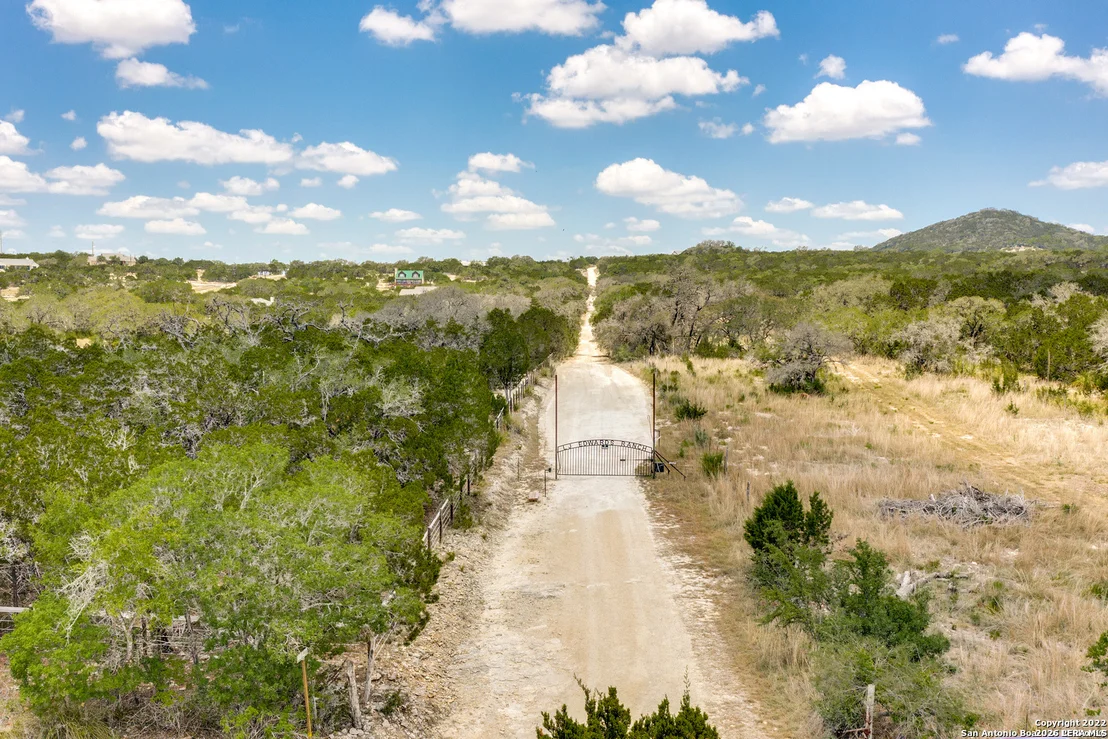 Photo of 2844 Hidden Valley Rd