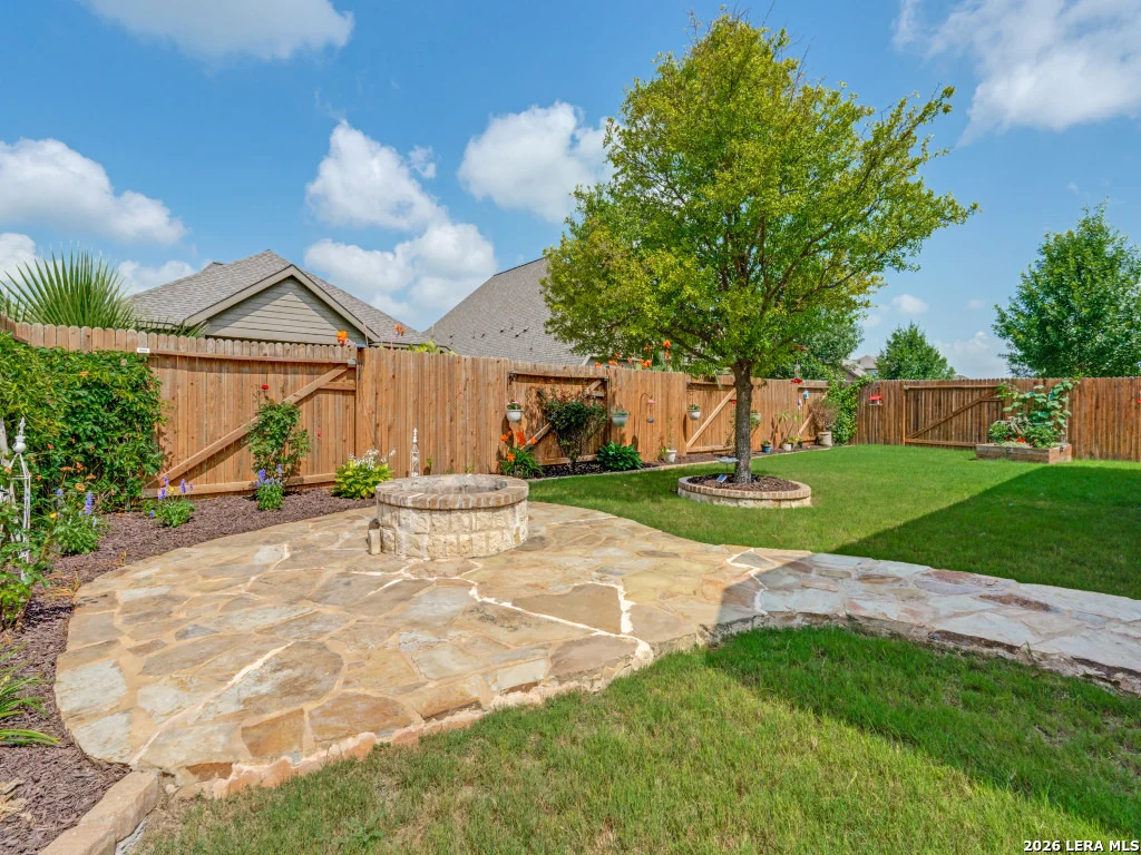 Photo of 2908 GLEN VW