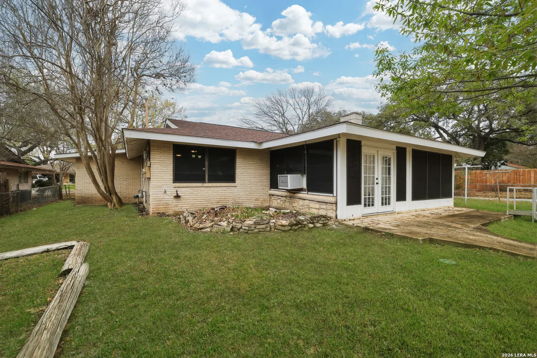 Photo of 630 Rocklyn
