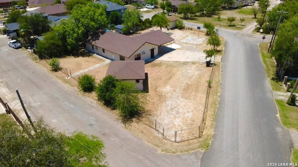 Photo of 3294 FRESNO LOOP
