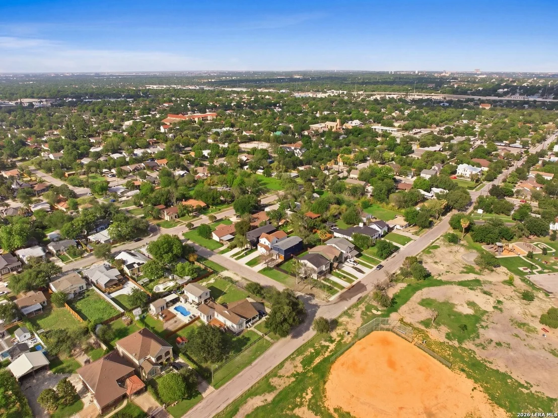Photo of 110 San Antonio Blvd