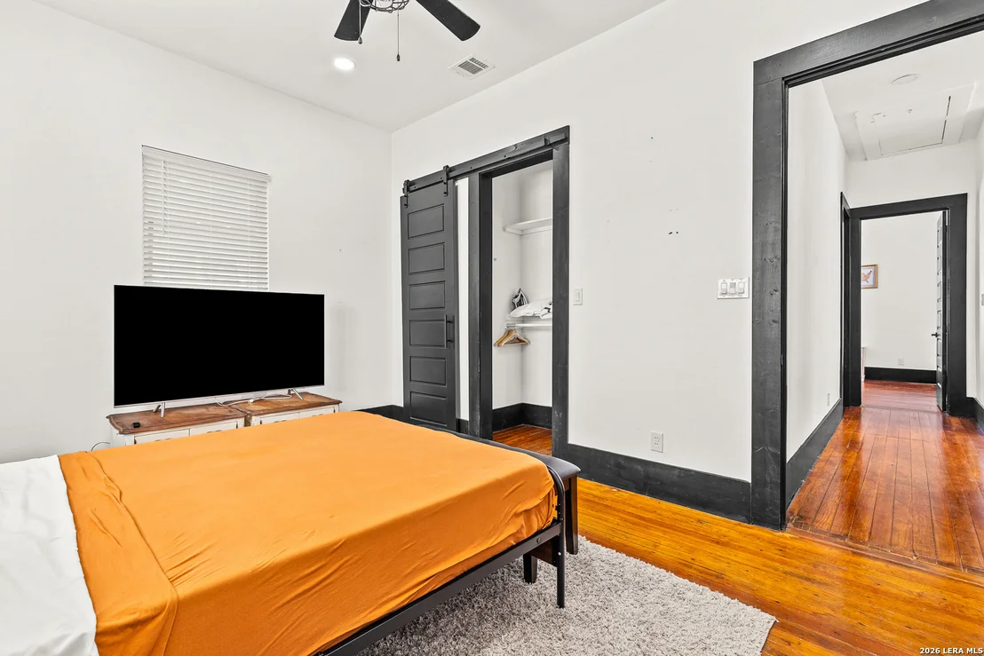 Photo of 318 Belmont