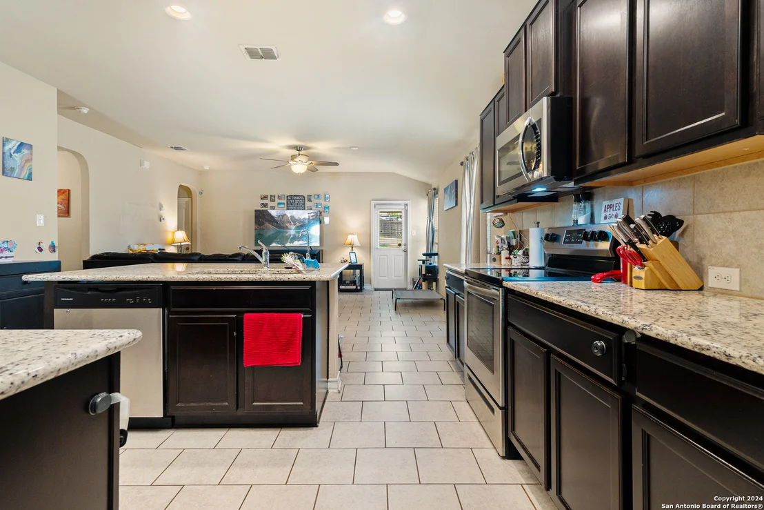 Photo of 7406 Equinox Corner