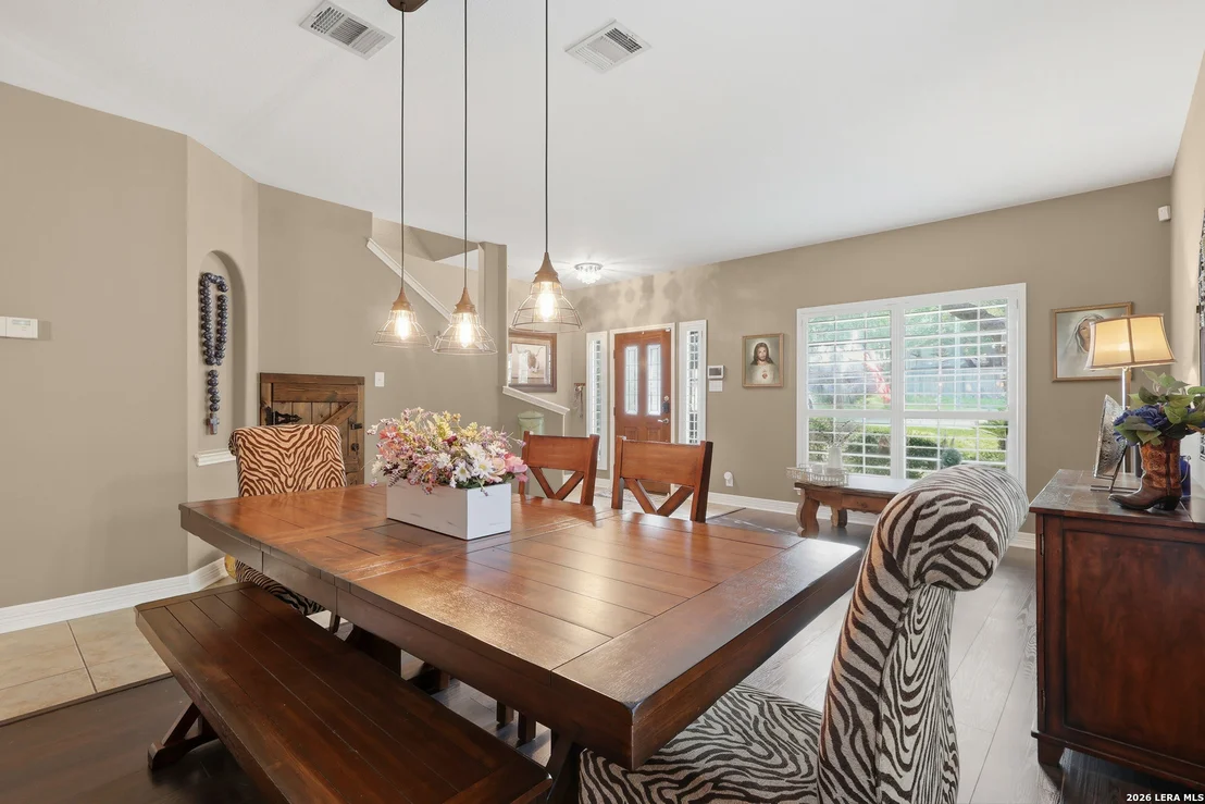 Photo of 15607 Mission Crst