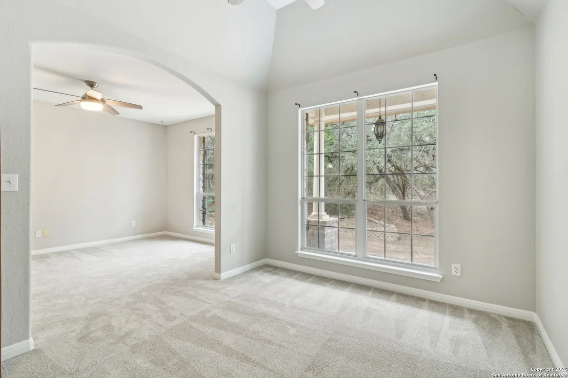 Photo of 605 COUNTY ROAD 2763