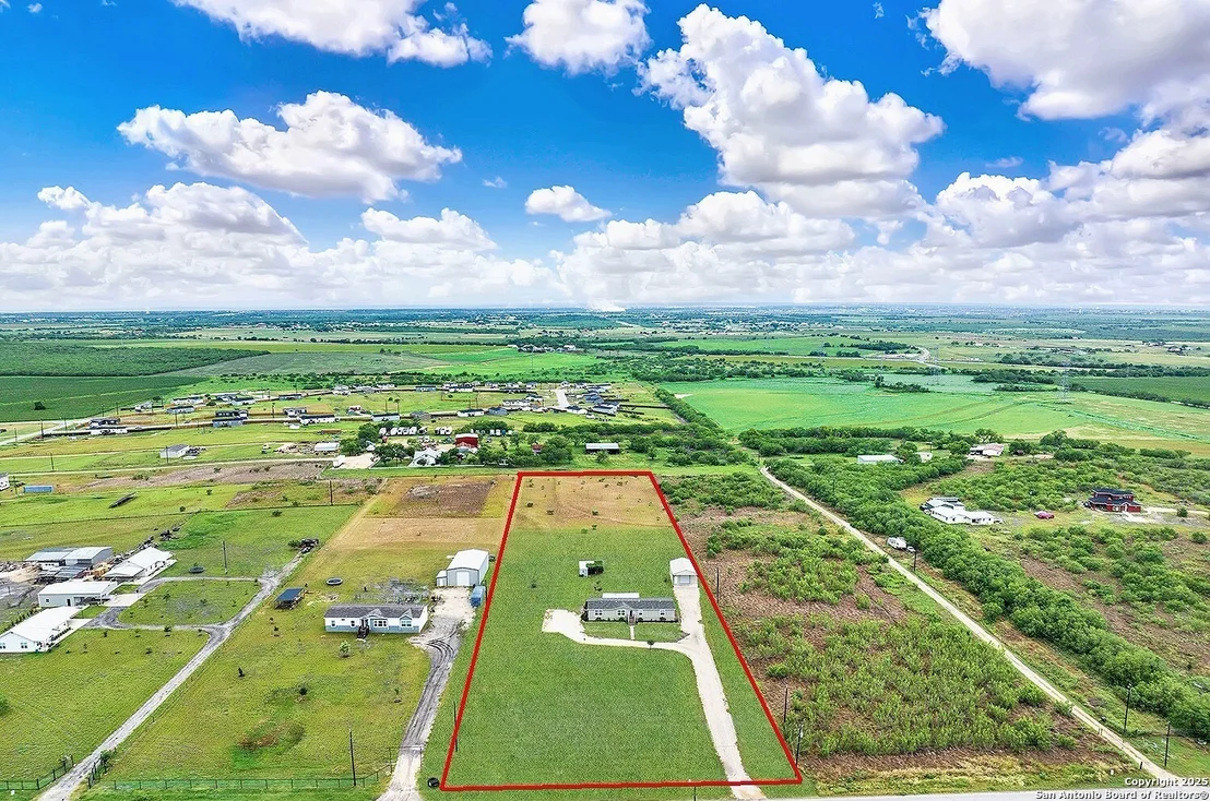 Photo of 1640 WOSNIG RD