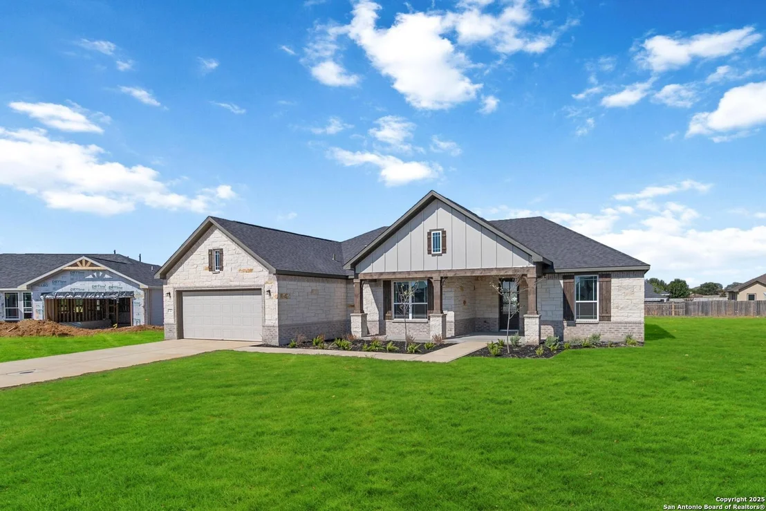 Photo of 1587 Vista View Drive
