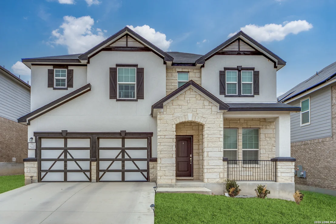 Photo of 15227 Sirius Cir