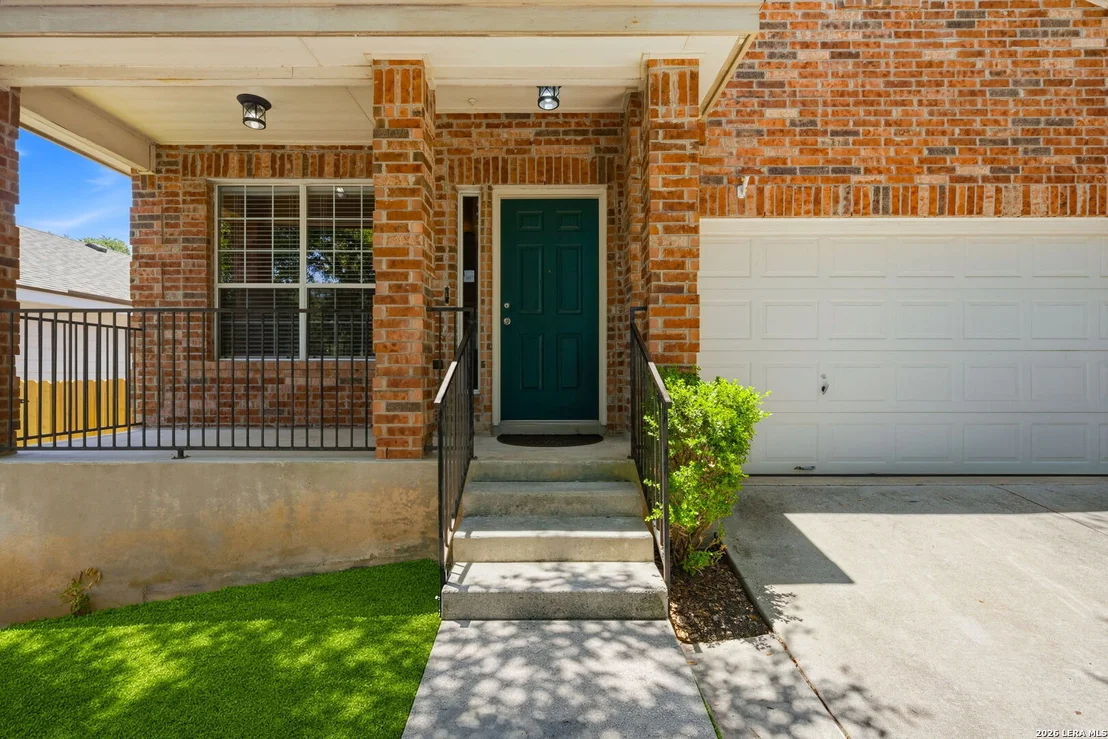 Photo of 15827 DREXEL RUN