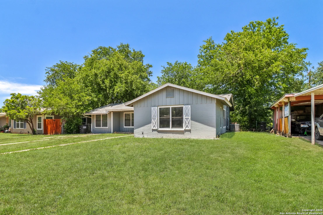 Photo of 2415 Spicewood