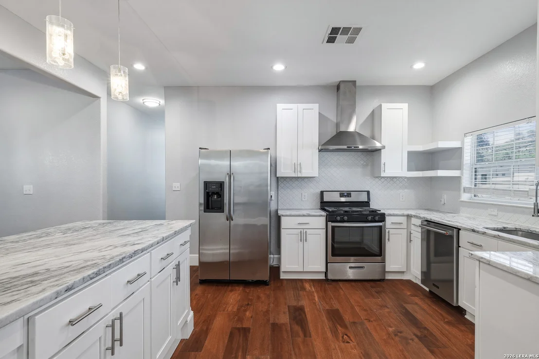 Photo of 825 Eventide