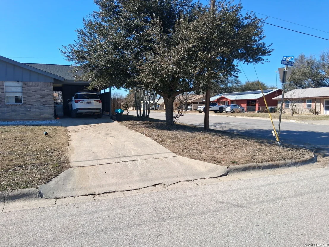 Photo of 902 Georgetown