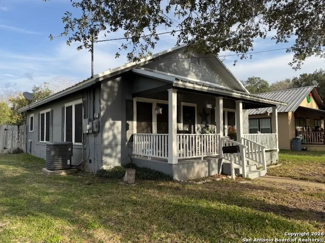 Photo of 304 N Tyler