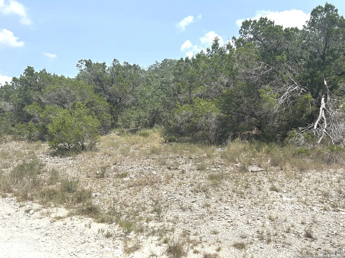 Photo of 16 Contour Dr