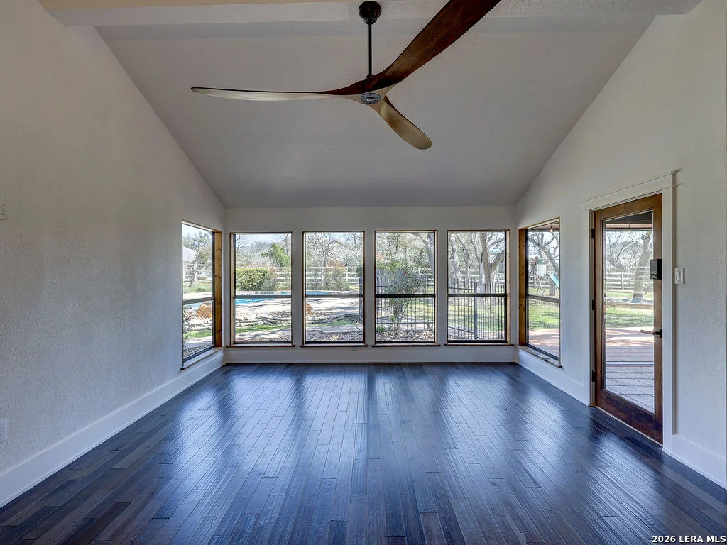 Photo of 29540 Red Bud Hill