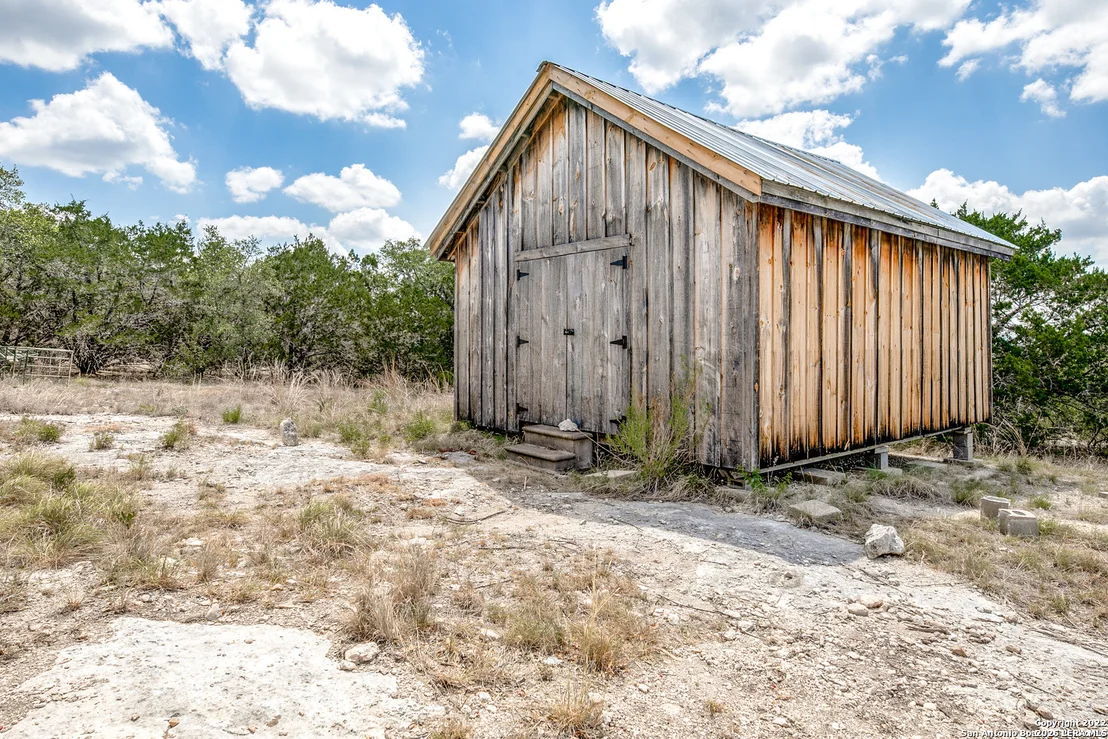 Photo of 2844 Hidden Valley Rd