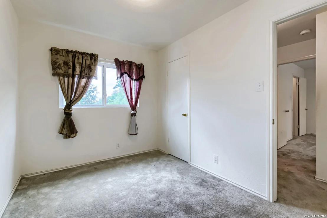 Photo of 9647 SEKULA DR