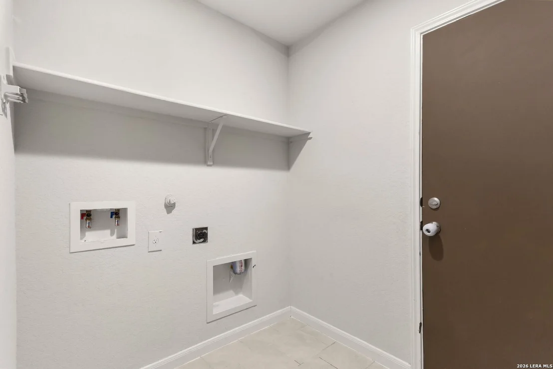 Photo of 338 Northshore Trail