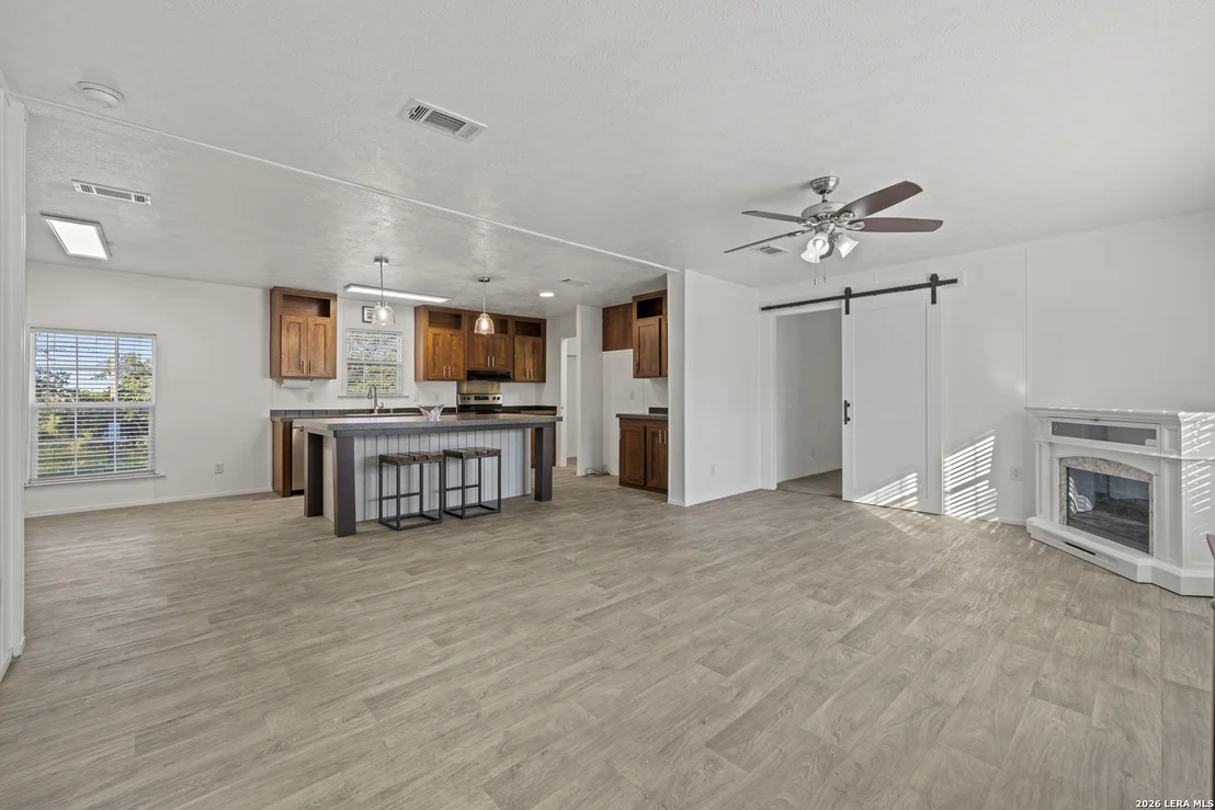 Photo of 429 Spanish Oak