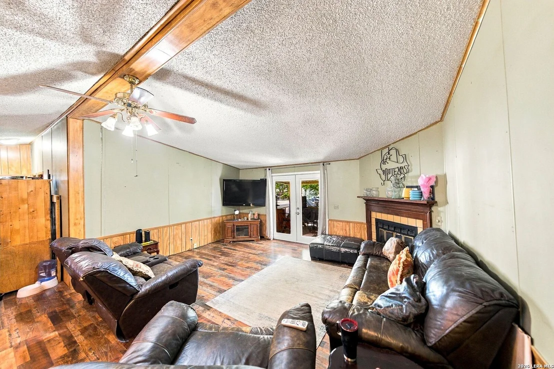 Photo of 103 Bob White Dr