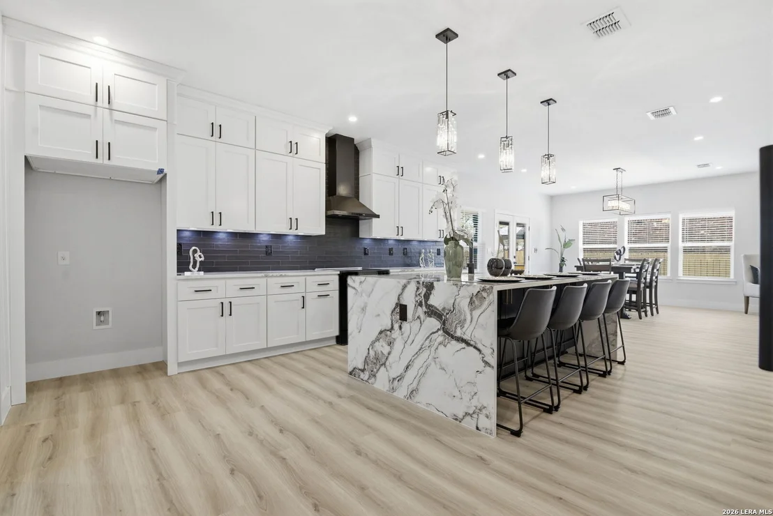 Photo of 1210 Lynx Bend