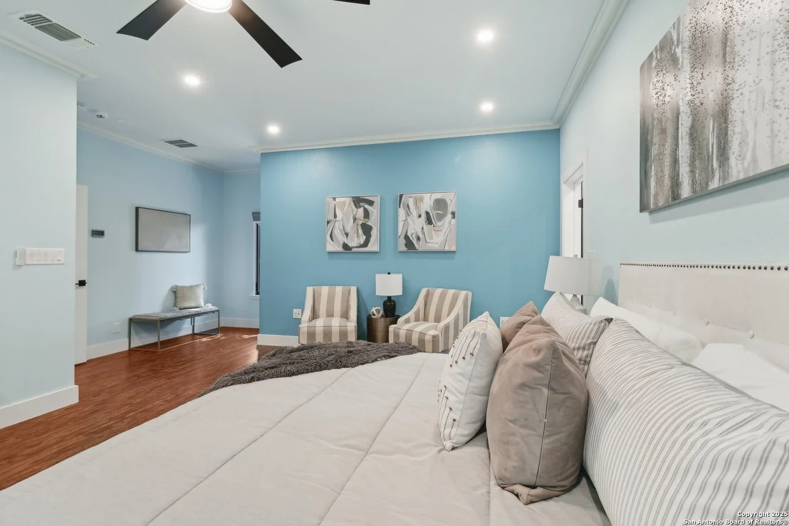 Photo of 3902 Creek Pt