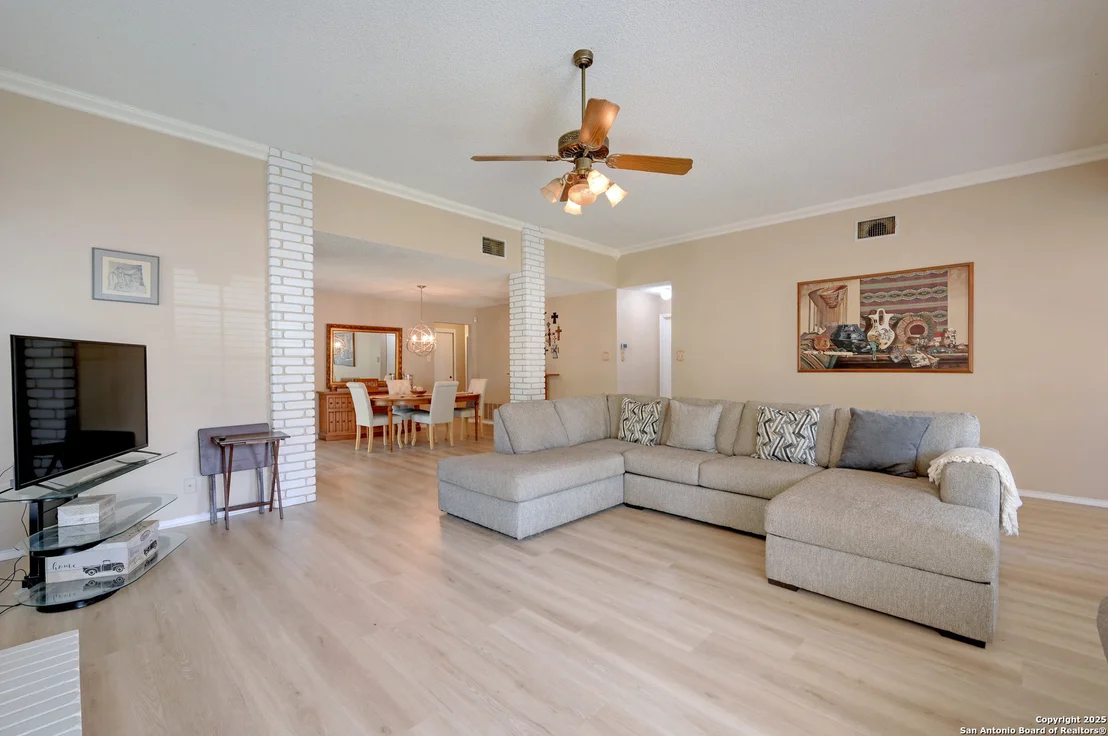 Photo of 3734 Colter