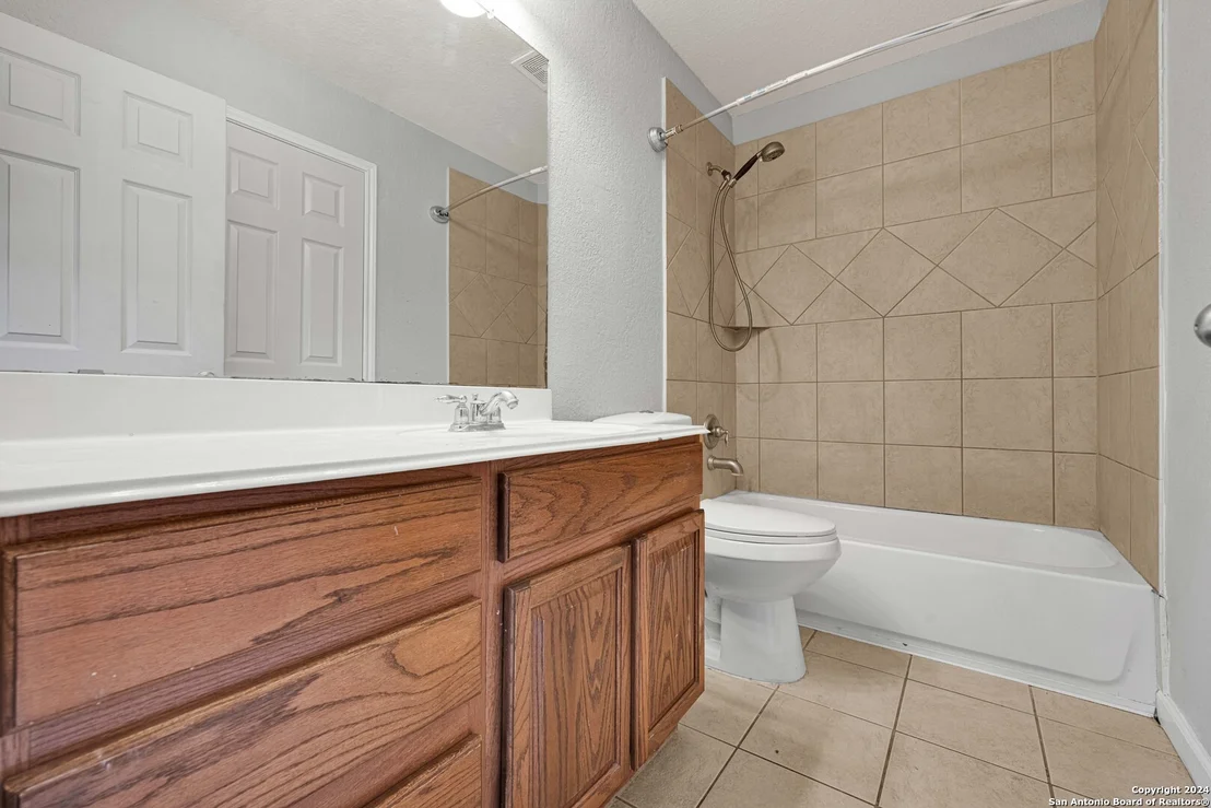 Photo of 611 PARK PT