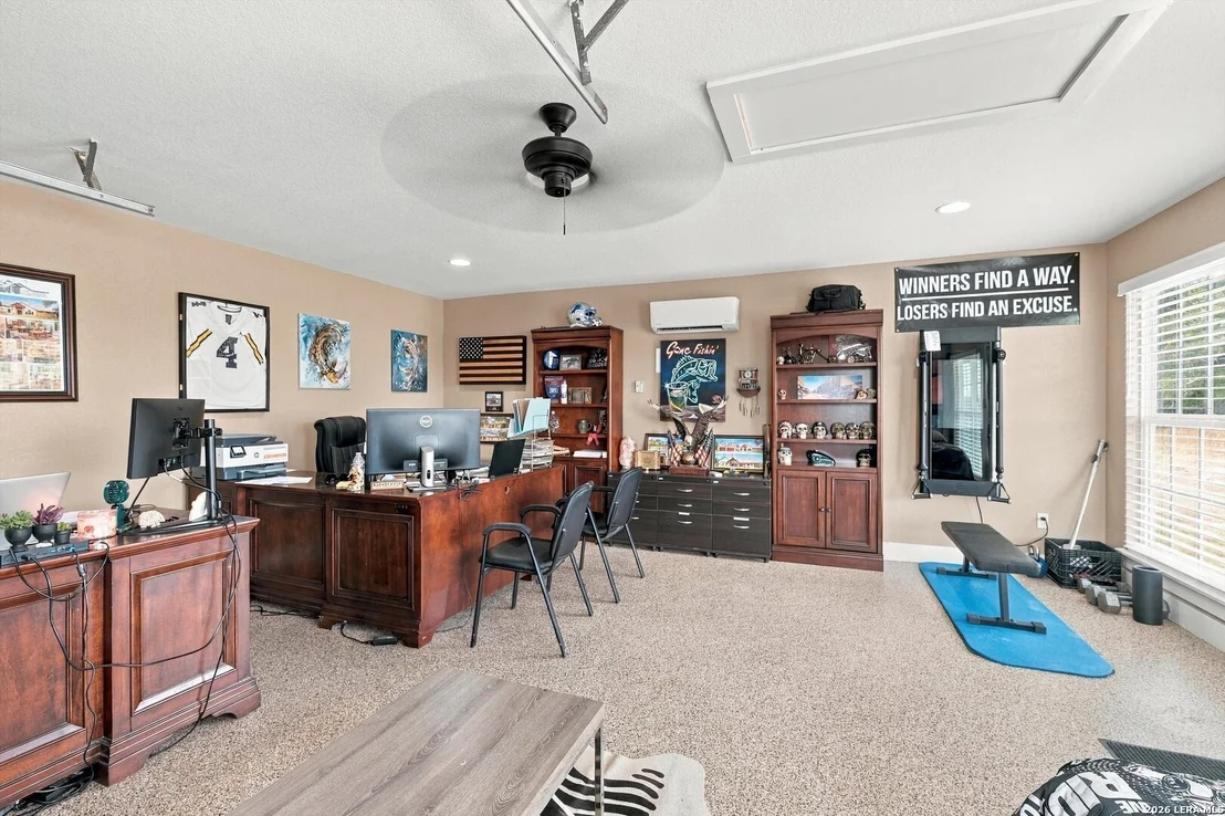 Photo of 526 CHEYENNE TRL