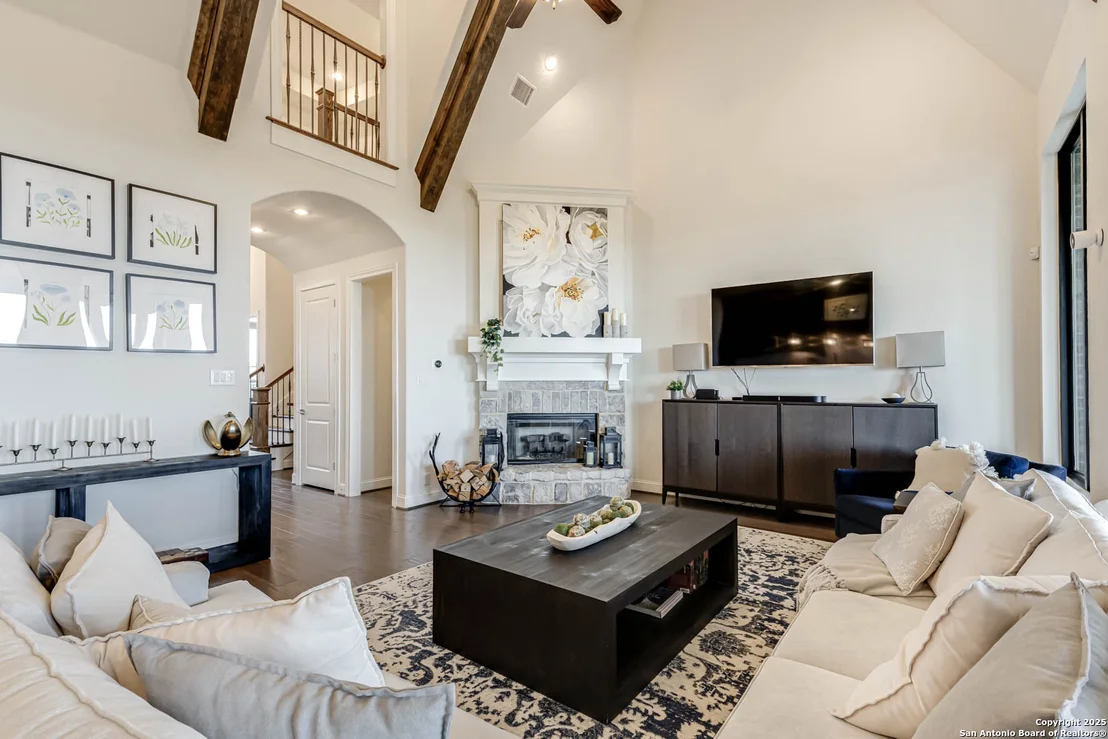 Photo of 8027 Vanity Hill