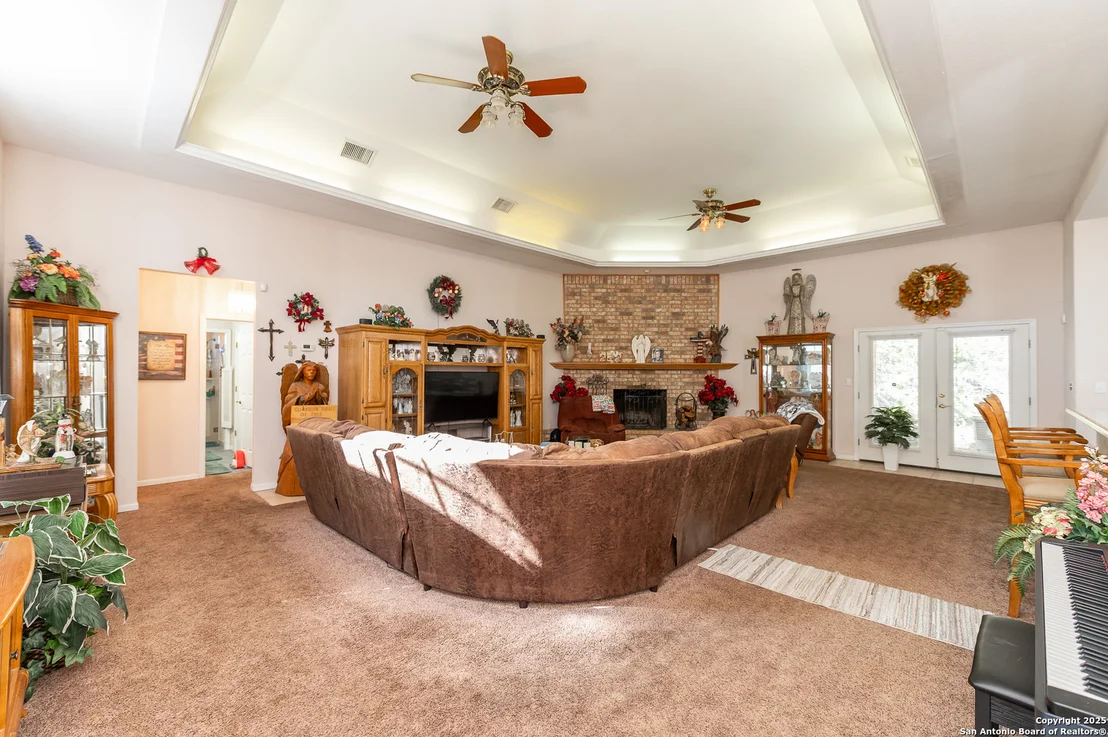 Photo of 840 W RANCH ROAD 337