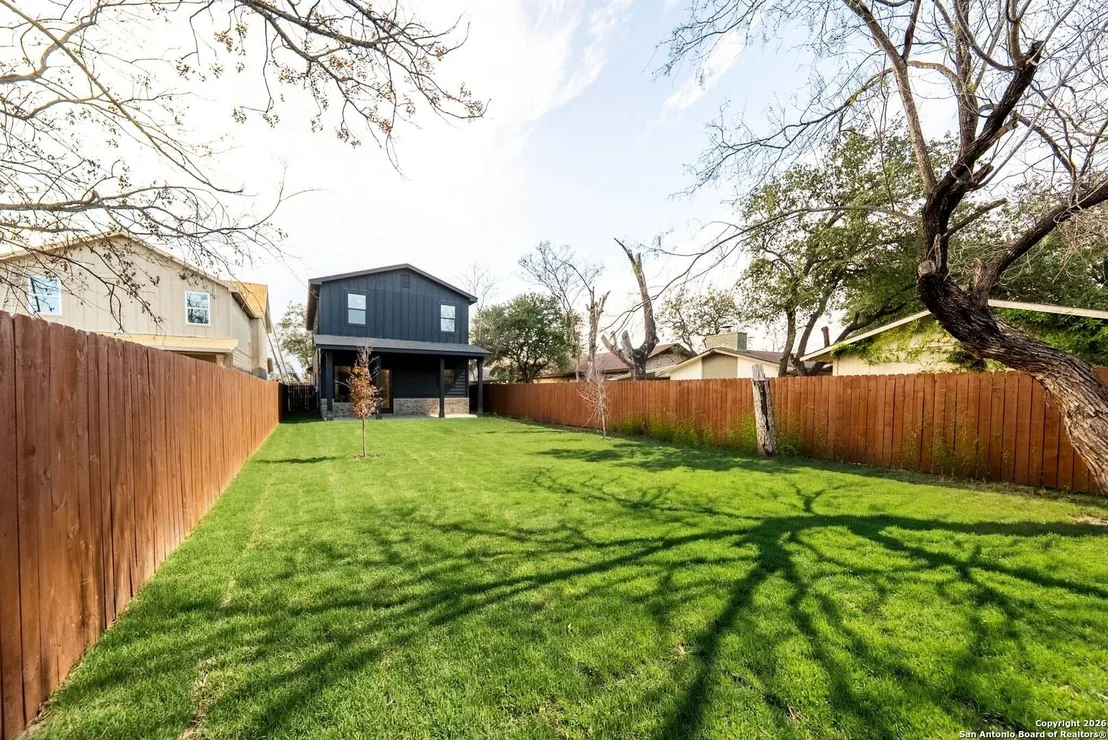 Photo of 118 San Antonio Blvd