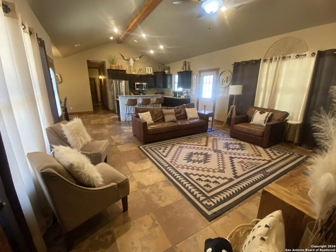 Photo of 630 MARIPOSA