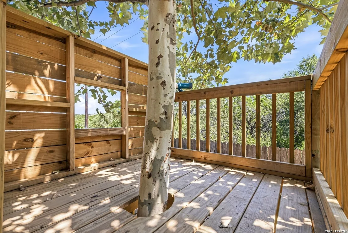 Photo of 24266 Invitation Oak