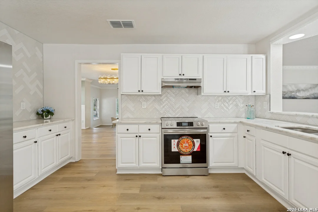 Photo of 8602 Ledgeside