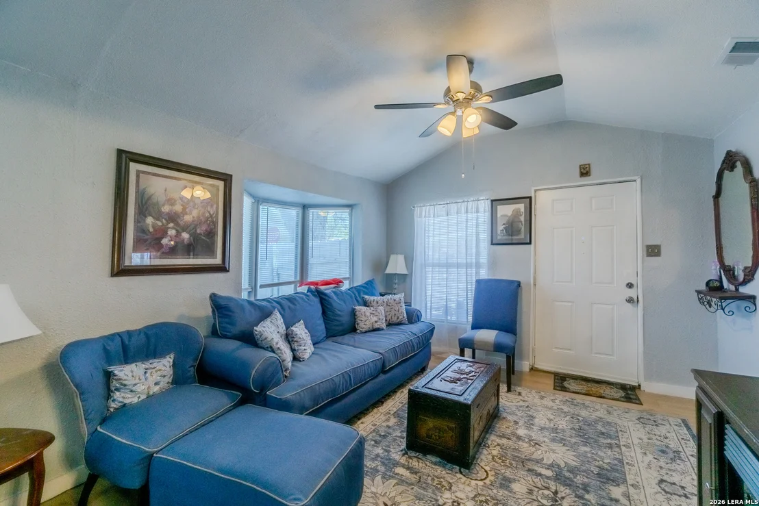 Photo of 1203 Vickers