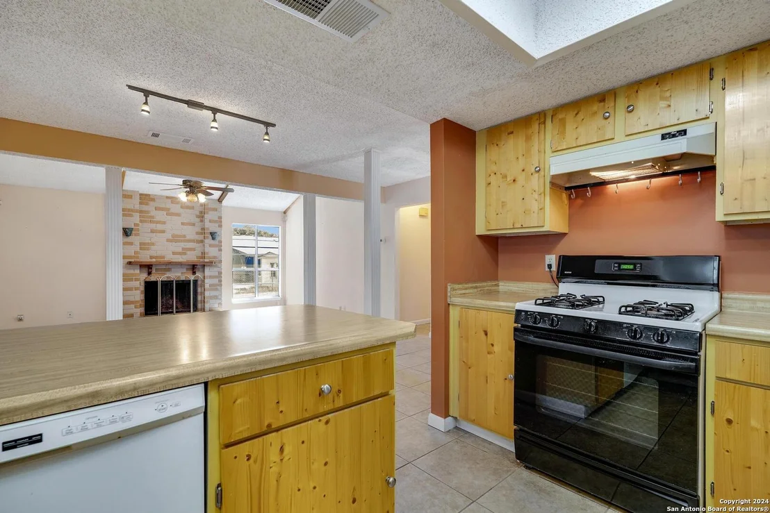 Photo of 3334 Meadow