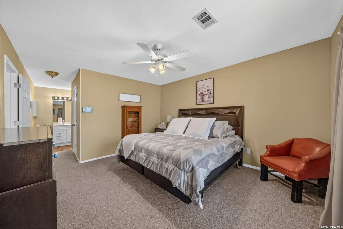 Photo of 325 WENDY LN