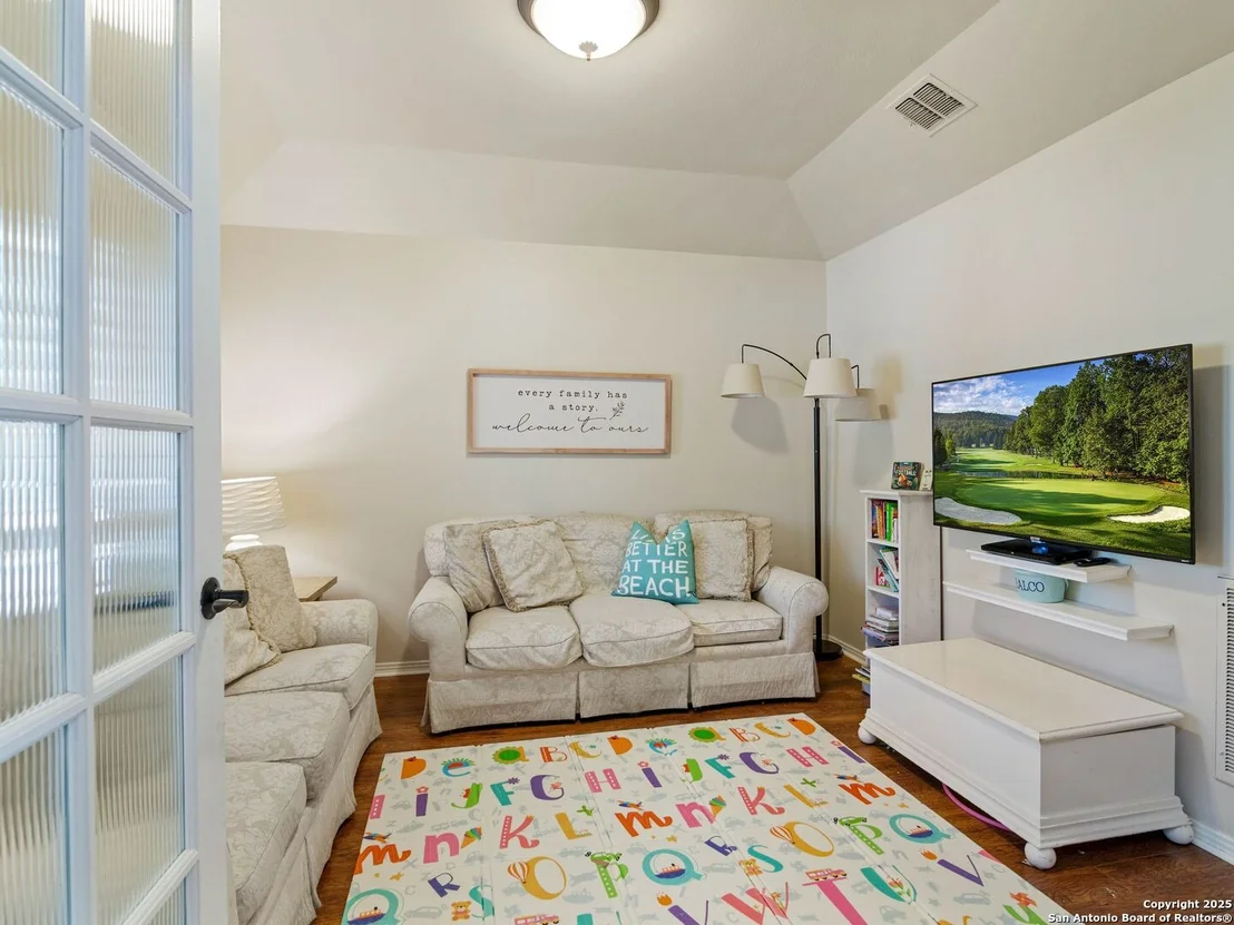 Photo of 13700 Bluffmont