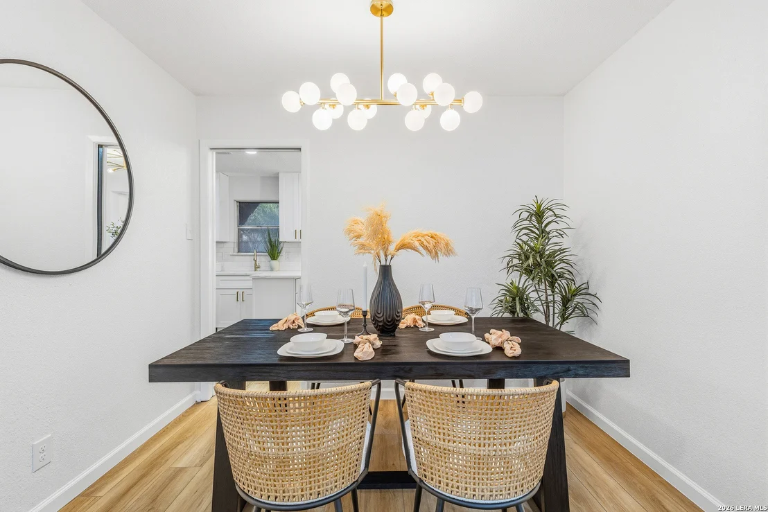 Photo of 6707 FOREST GRV