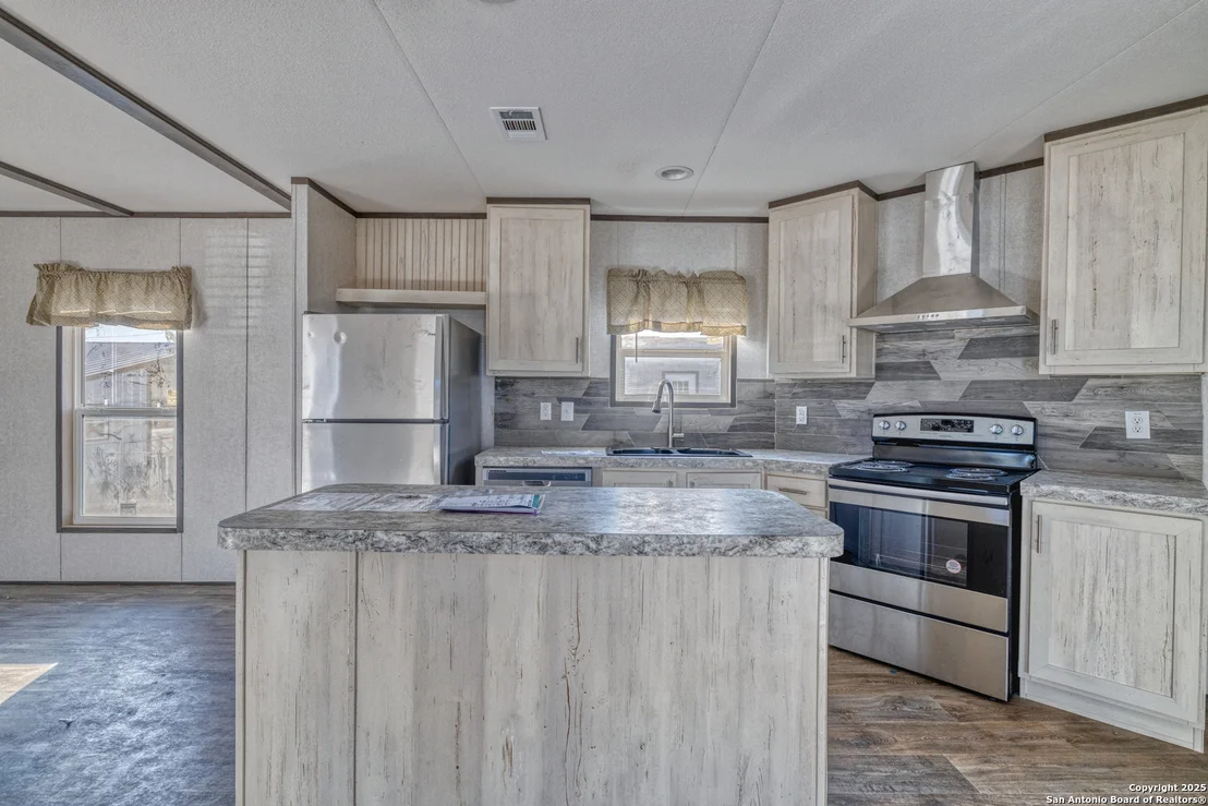 Photo of 138 Senisa Drive
