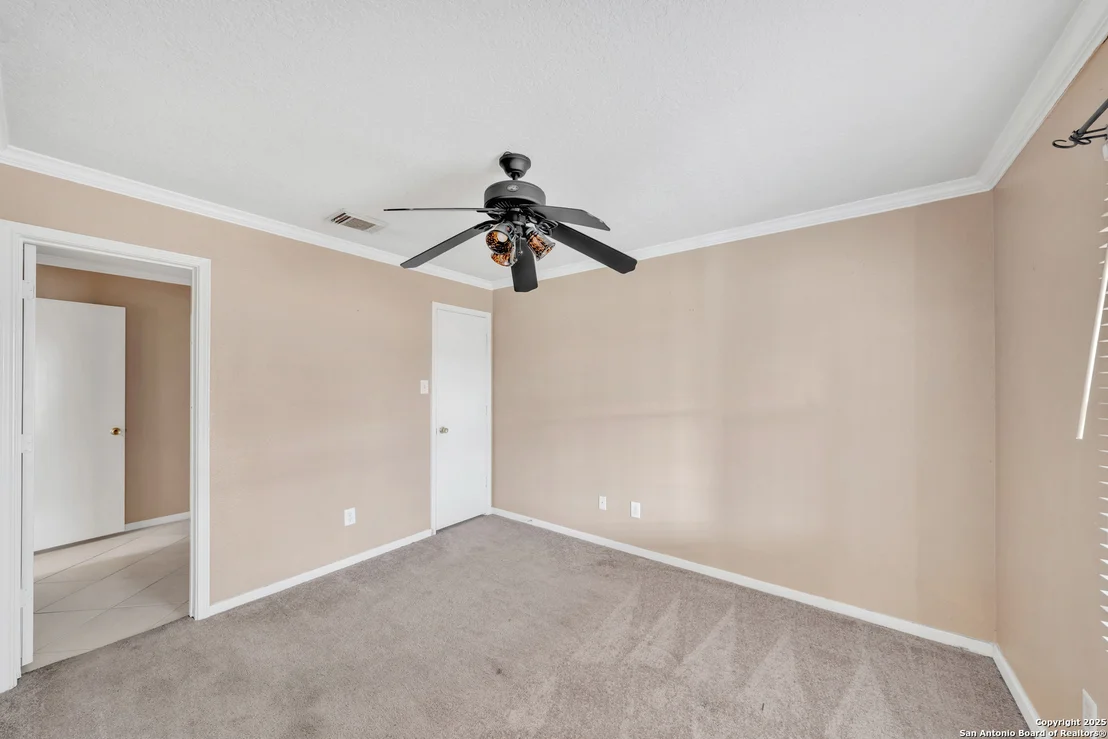 Photo of 10814 o mally