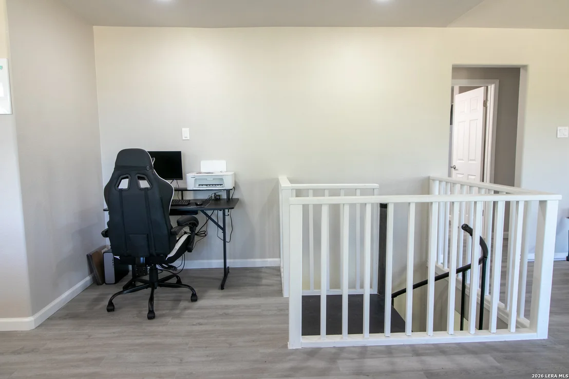Photo of 582 Orbit Dr