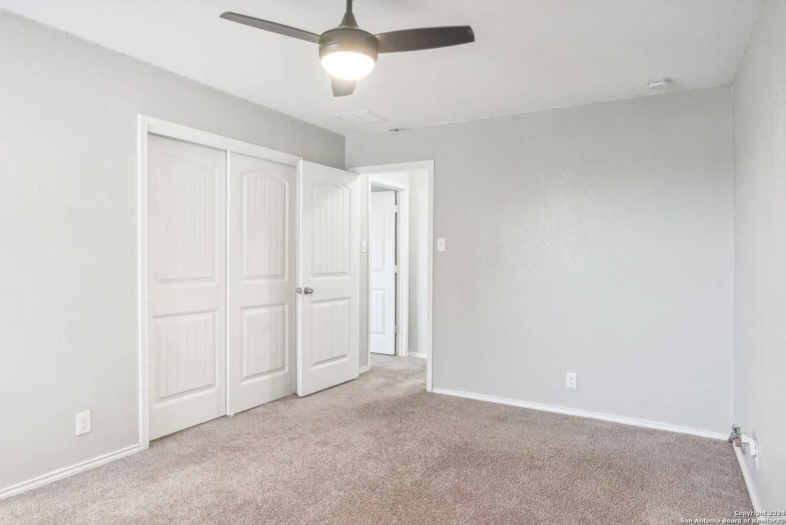 Photo of 429 KINGS WAY