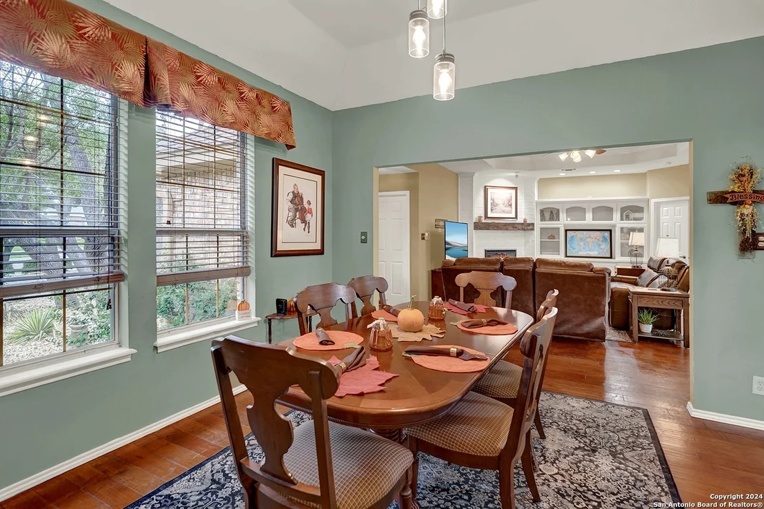 Photo of 1512 MOUNT LAUREL