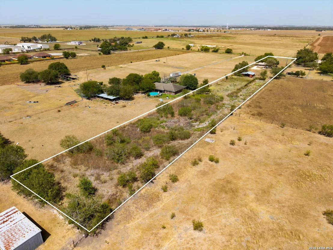 Photo of 411 Willmann Rd