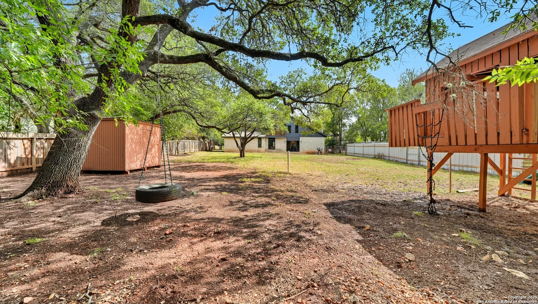 Photo of 1738 Mountjoy
