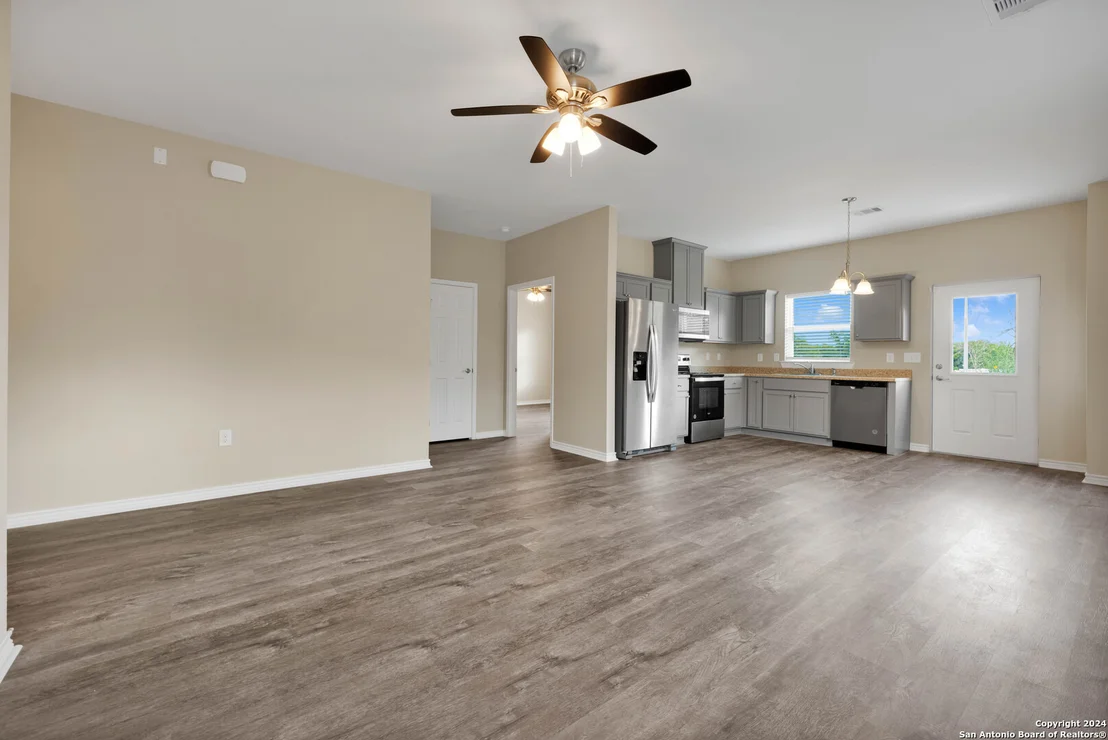 Photo of 514 PRECIOUS DR
